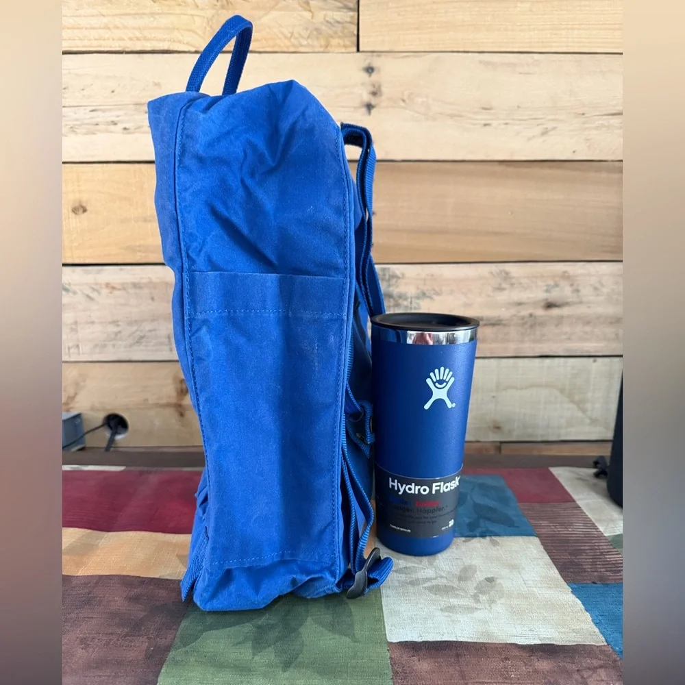 Fjallraven/Hydro Flask discover stylish